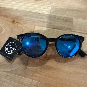 Black and Blue Round Sunglasses Polarized KOHV